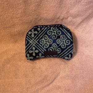 Vera Bradley Mini Cosmetic. RETIRED  style and pattern. Cuban Tiles NWT